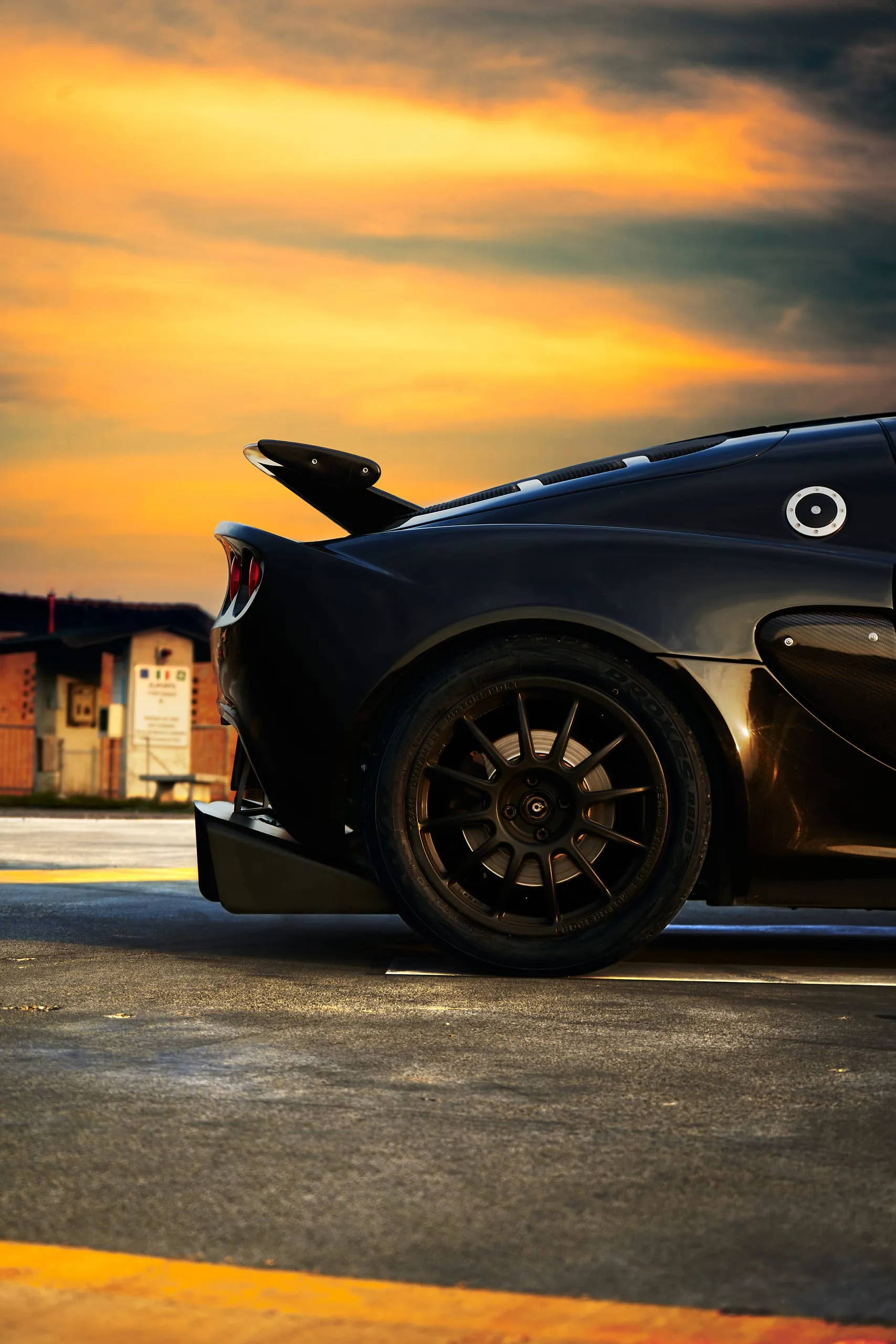 Lotus Exige at dusk #04 — photograph by Andrea Corno