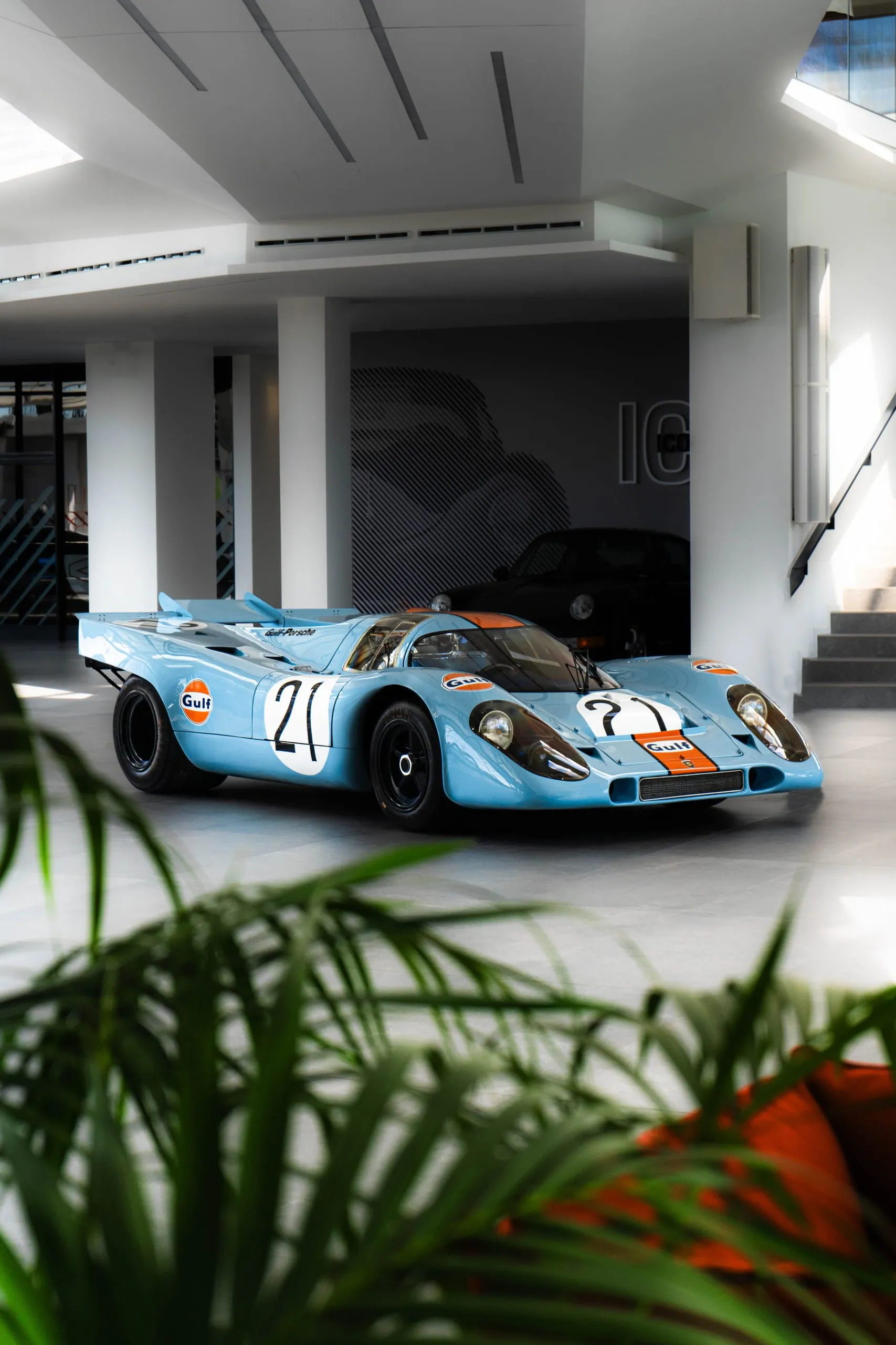 Porsche Legends — by Andrea Corno