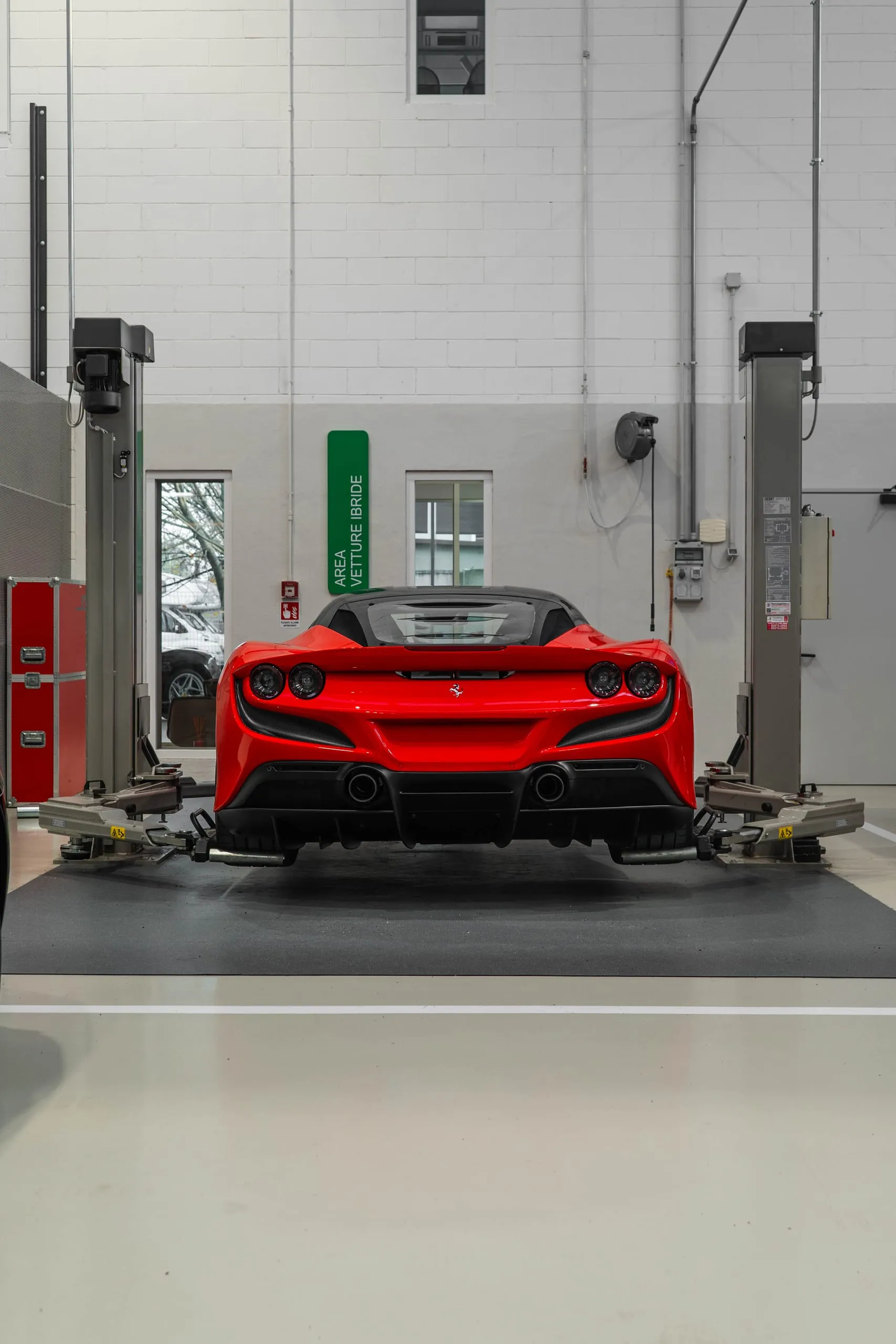 Ferrari Service — by Andrea Corno