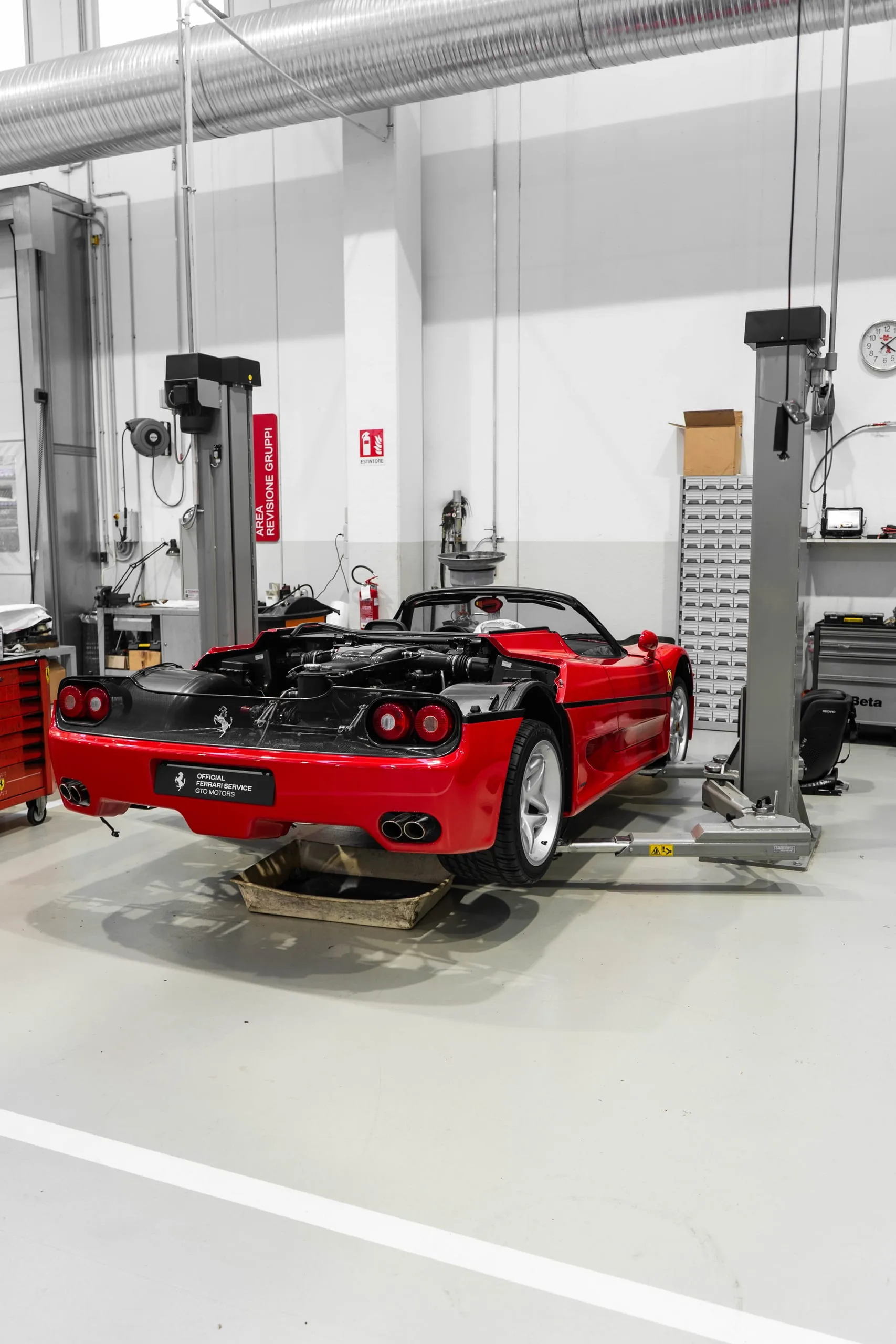 Ferrari Service — by Andrea Corno