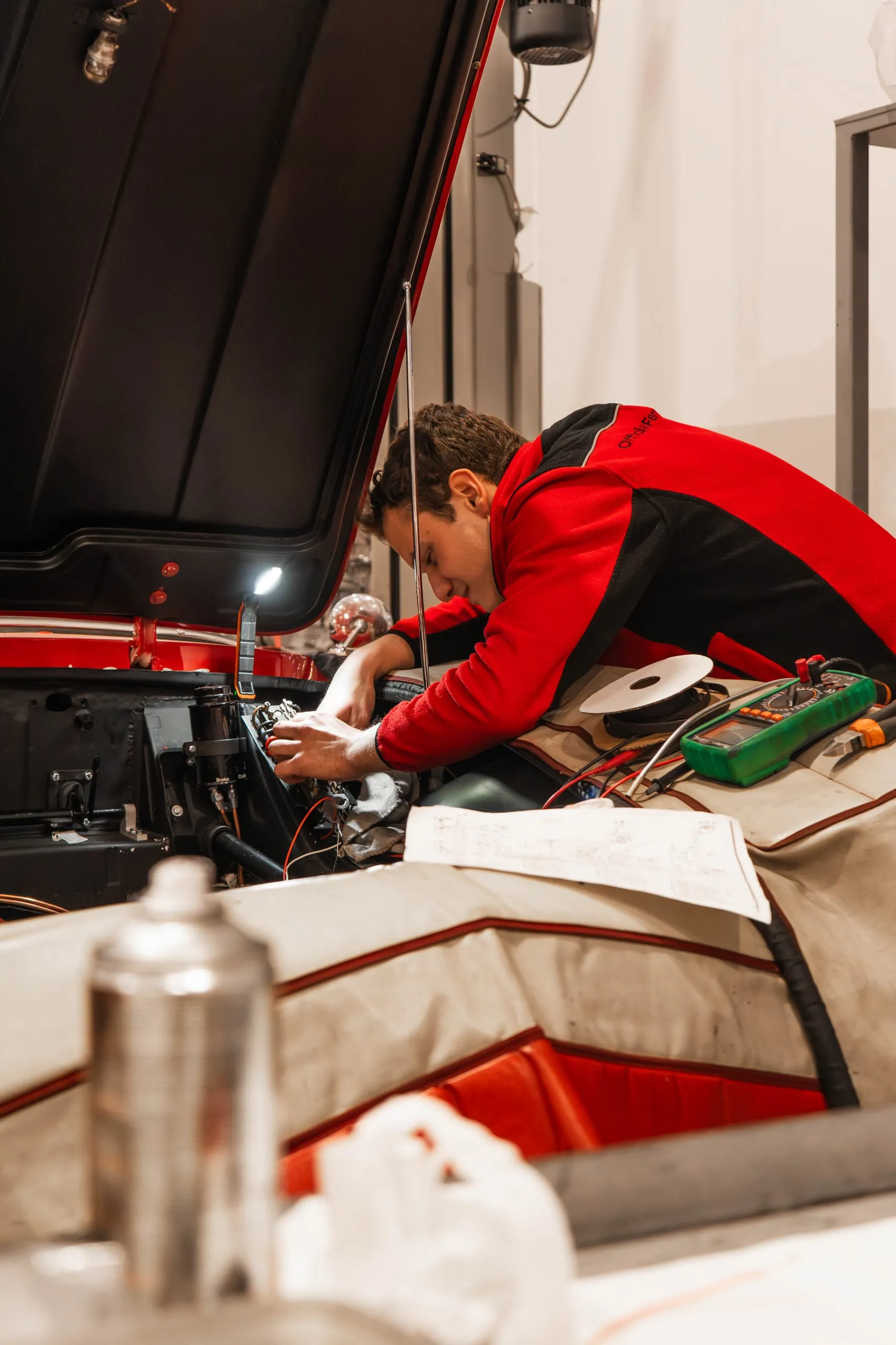 Ferrari Service — by Andrea Corno