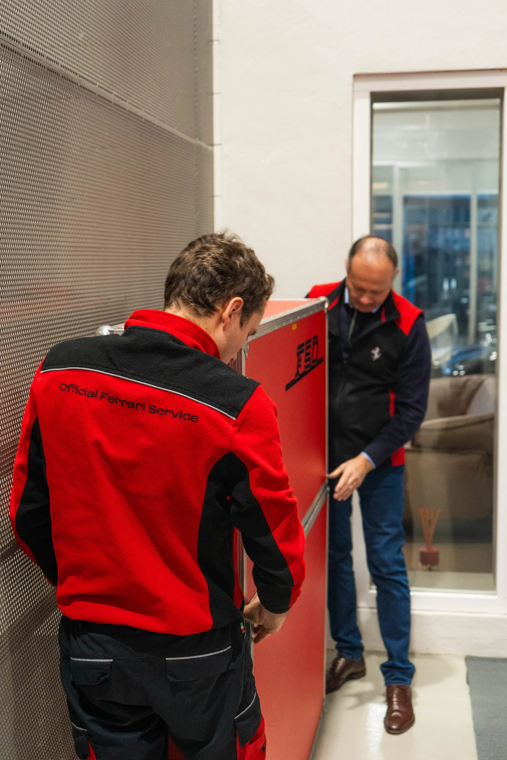 Ferrari Service — by Andrea Corno